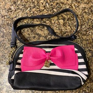 Betsy Johnson crossbody Purse